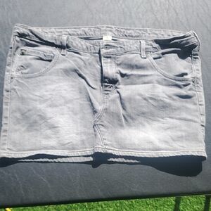 Abercrombie & Fitch Women's Light Gray Denim Skirt